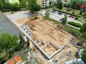 Prace przy fundamentach (fot. Urbański Sp. z o.o.)
