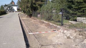 Korytowanie pobocza pod chodnik
